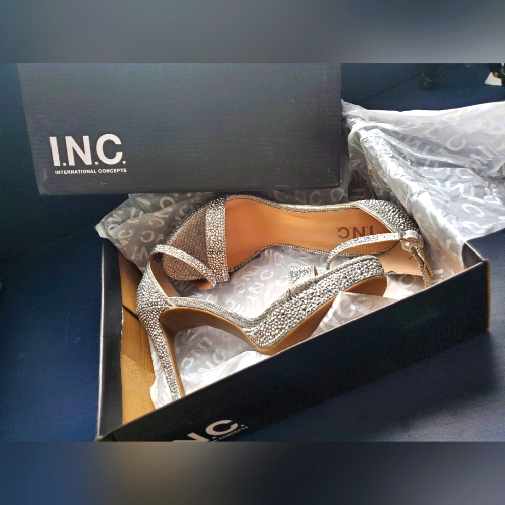 INC Lissy Dress Sandals Size 9 Color: Silver Bling